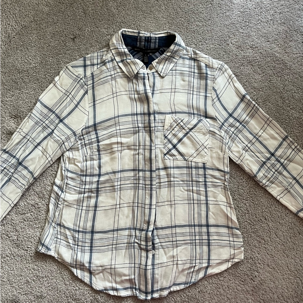 White House Black Market Size 4 Lightweight plaid button down blue and white